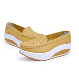 Henna – Damen-Slipper aus Leder mit hohlem Design