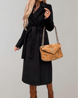 Anna - Eleganter Wollmantel mit Gürtel