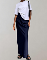 Isa - Elegante Satin Schwarz Trompete