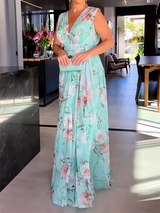 Silki - Raffiniertes Kleid mit V-Ausschnitt