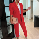 Linna – farblich passendes Set aus Blazer und Hose im Bürostil
