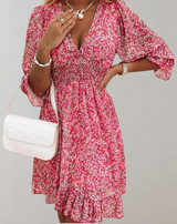 Moda - bedrucktes Sommerkleid mit V-Ausschnitt