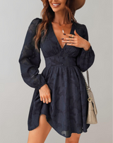 Claret - V-Ausschnitt Minikleid