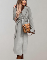 Anna - Eleganter Wollmantel mit Gürtel