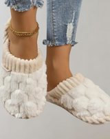 Minda™ - Plüsch Perfektion Hausschuhe