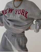 Jenny - Sweatshirt mit Buchstaben