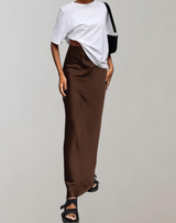 Isa - Elegante Satin Schwarz Trompete