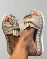 Mikay - Sandalen mit Keilschuhen