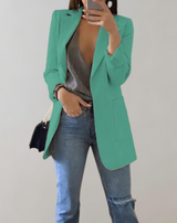 Jana – Damenanzug mit Polokragen