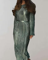 Chelsea - Tailliertes langes Kleid mit Falten