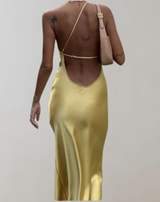 Adelaide - Sexy rückenfreies Kleid | Goldenes Spitzenkleid | Cocktailkleid mit Schlitz