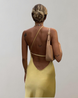 Adelaide - Sexy rückenfreies Kleid | Goldenes Spitzenkleid | Cocktailkleid mit Schlitz