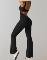 Bia™ - Ausgestellter Jumpsuit mit V-Rücken