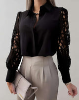 Kesha - Geknöpftes Poloshirt mit Hohlstickerei