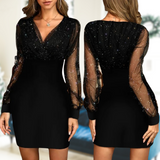 Glamouröses Damenkleid mit Pailletten für festliche Anlässe