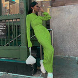 Henley - Langes tailliertes und plissiertes Kleid