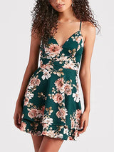 Elegantes Cocktailkleid mit grünem Blumenmuster für besondere Anlässe