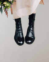 Sarah - Britischer spitze Zehe