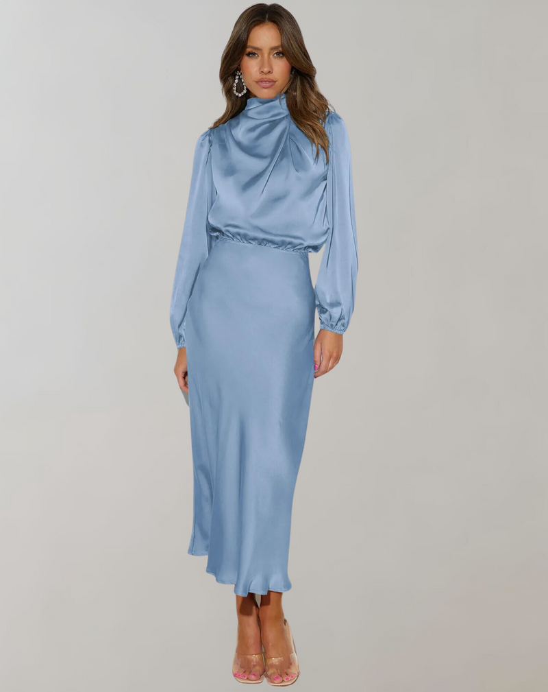Isabela – Luxuriöses langärmeliges Kleid mit hohem Halsausschnitt aus Satin