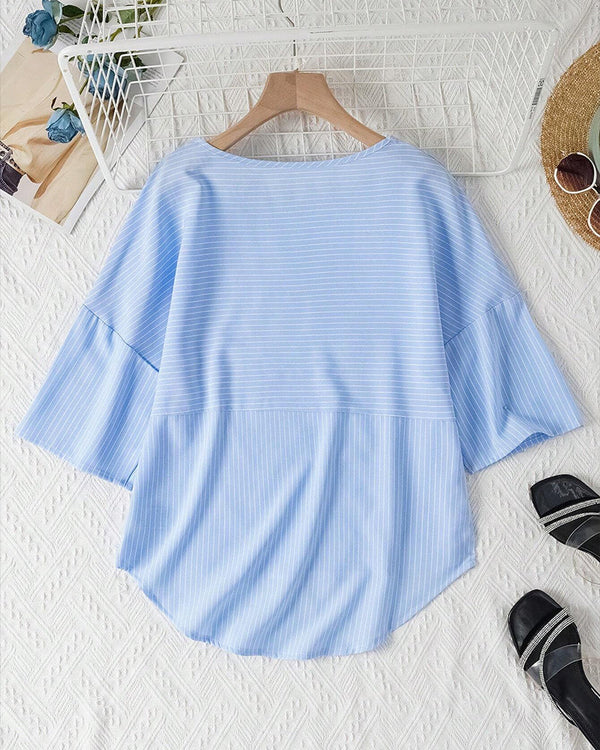 Abigail - Lässige, gestreifte Bluse mit lockerer Passform und Knopfleiste für Damen | Gestreifte Bluse mit Rundhalsausschnitt und halblangen Ärmeln