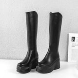 Damen Plateau-Stiefel Schwarz – Kniehohe Kunstlederstiefel mit Keilabsatz für Herbst und Winter