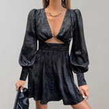Isabella - Kleid mit tiefem V-Ausschnitt für Damen | trendiges Minikleid mit Puffärmeln