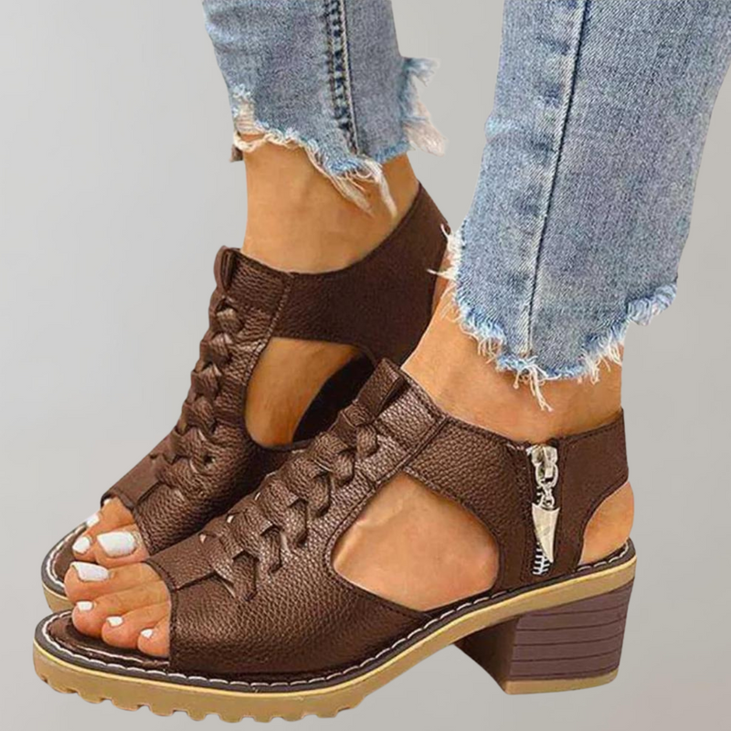 Evalina - Orthopädische Sandalen mit Absatz | Bequeme Sandalen für Damen mit Spitzendesign