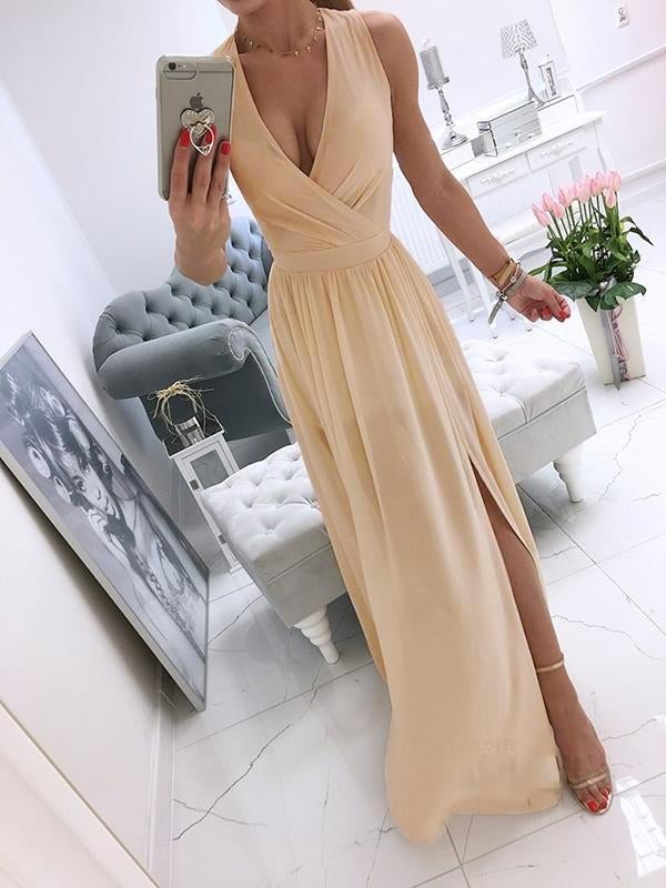 Elegantes, fließendes Chiffonkleid mit V-Ausschnitt und seitlichen Schlitzen für besondere Anlässe