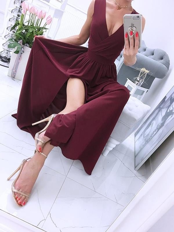 Elegantes, fließendes Chiffonkleid mit V-Ausschnitt und seitlichen Schlitzen für besondere Anlässe