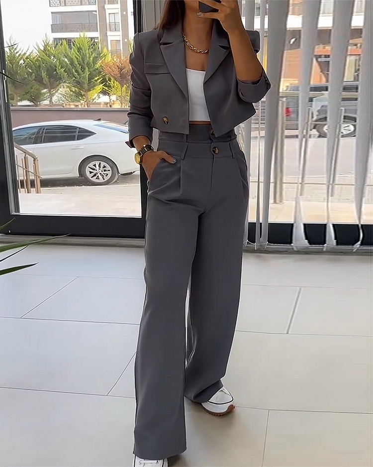 Eleganter Zweiteiliger Anzug mit Hochtaillenhose und raffinierter Jacke